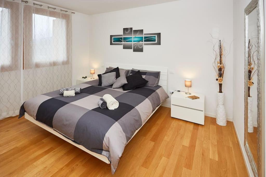 Center Aviano Comfort Suite Free Parking Wifi מראה חיצוני תמונה