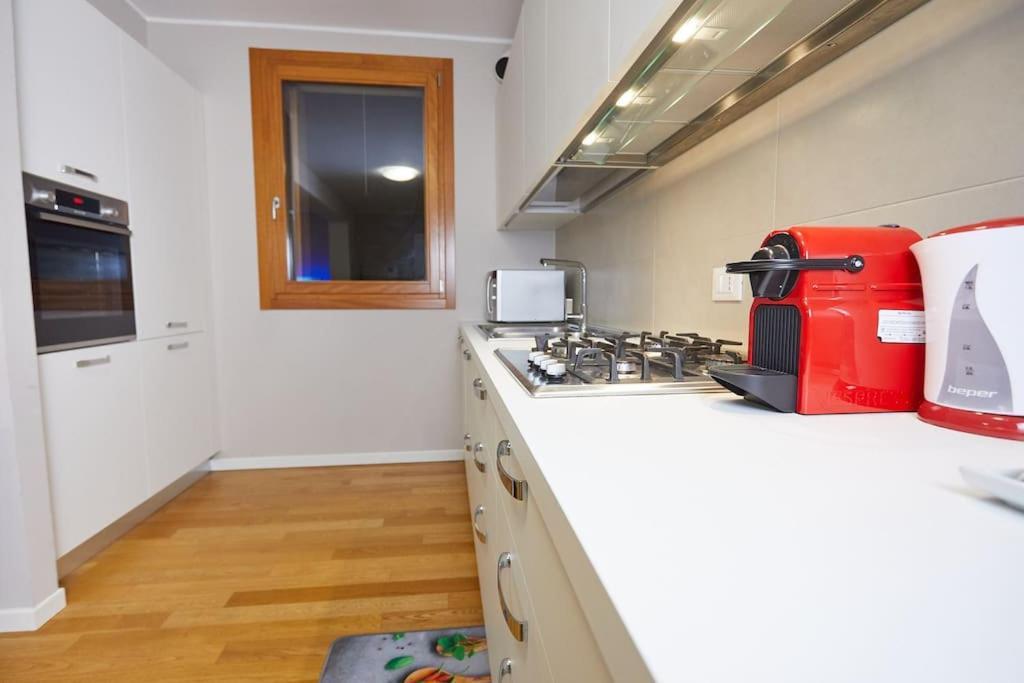 Center Aviano Comfort Suite Free Parking Wifi מראה חיצוני תמונה